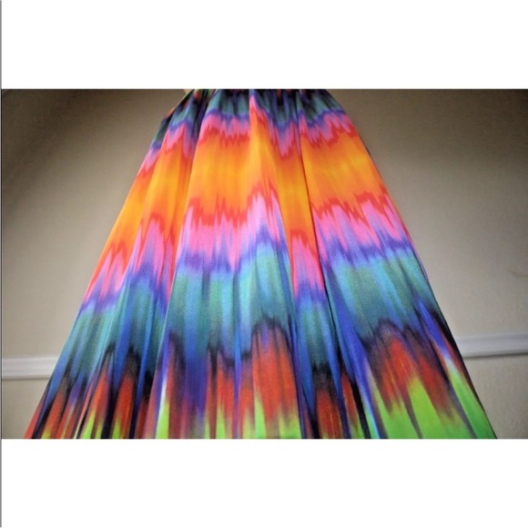 Vince Camuto Rainbow Maxi Skirt Size 0 - Picture 4 of 7
